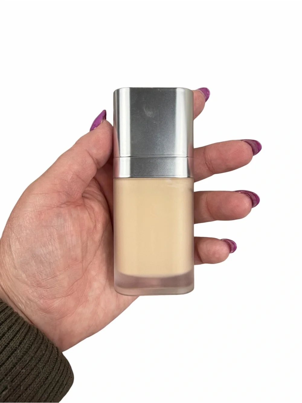 NIB Sweetener Liquid Foundation that’s moisturizing by r.e.m. beauty in Fair 5W.